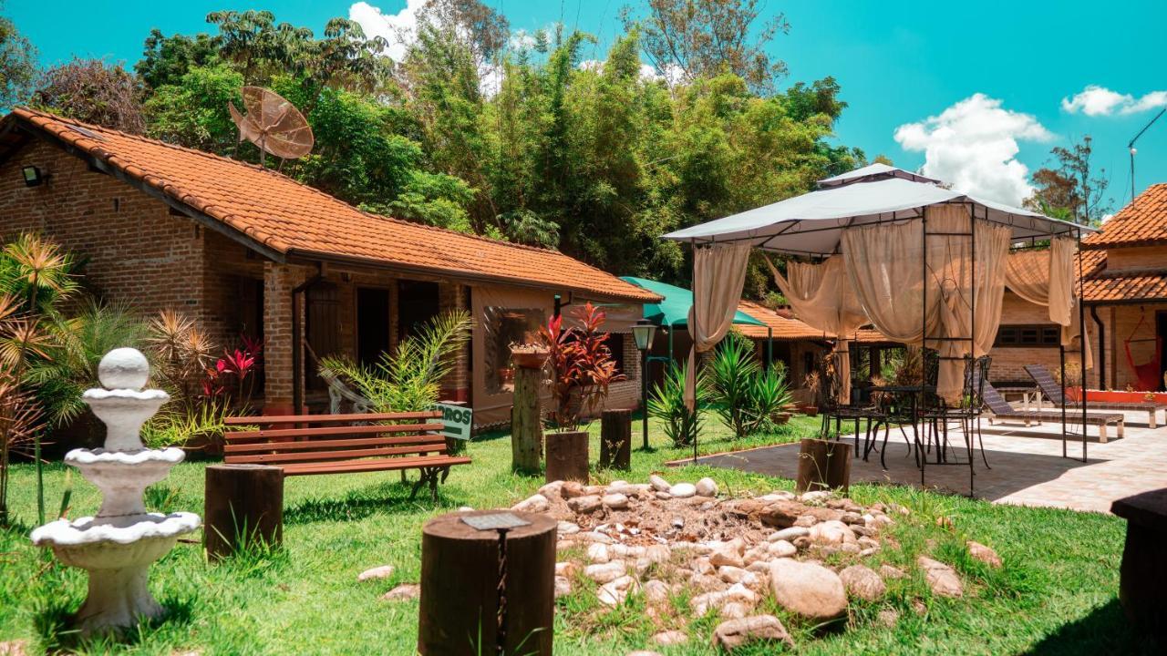 Nosso Recanto Gaucho Paraiso No Interior Guaratingueta Aparecida Buitenkant foto